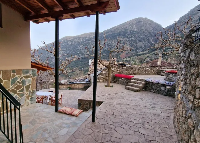 Vella_838 בית נופש Aigeira